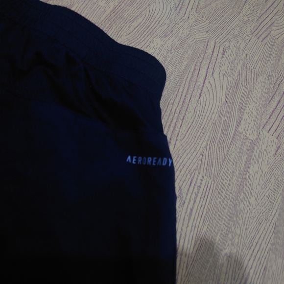 Adidas Areoready Men’s Black Active Sport Shorts Large IL5" W30 - Picture 9 of 10